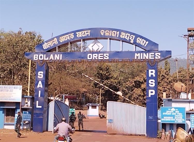 Odishakhabar:Miner-Unrest-against-SAIL